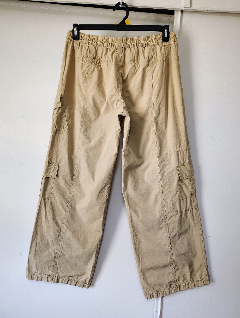 Pacsun Low Rise Puddle Wide Leg Cargo Pants Khaki Women's Elastic Waist size M. - Picture 4 of 16